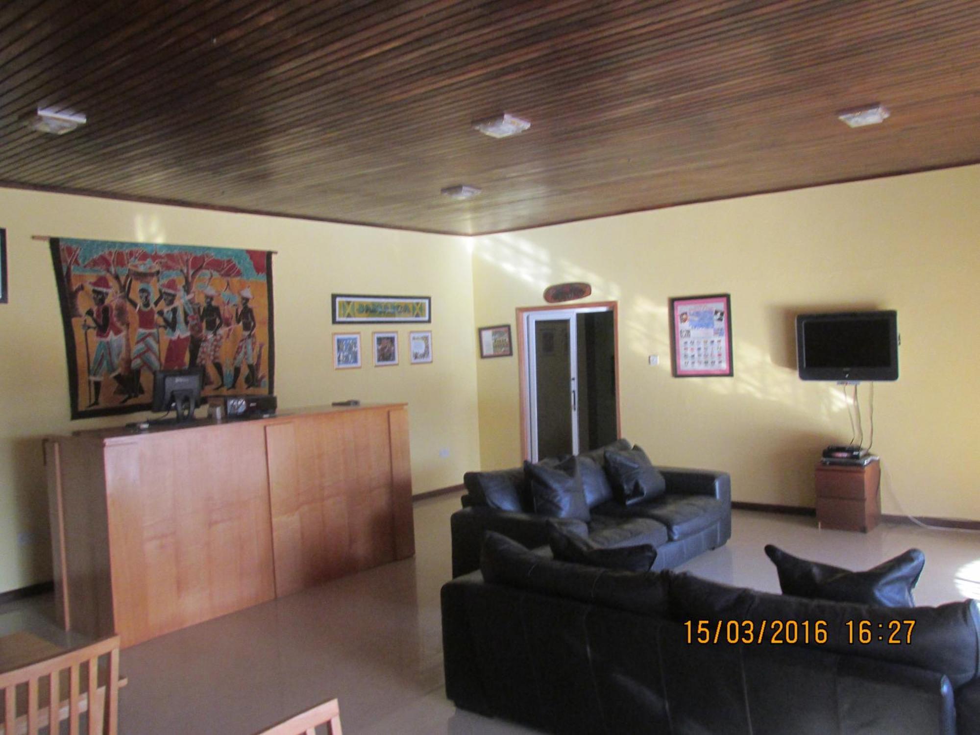 Jamaica Inn Guest House Botianaw Exterior foto
