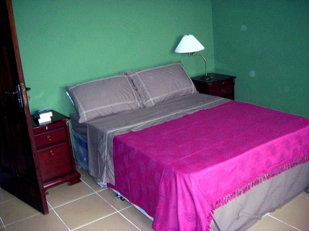 Jamaica Inn Guest House Botianaw Quarto foto